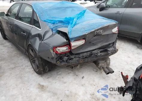 2013 Audi S4 3.0T Premium Plus z USA, uszkodzony, nr VIN WAUDGAFL0DA124271